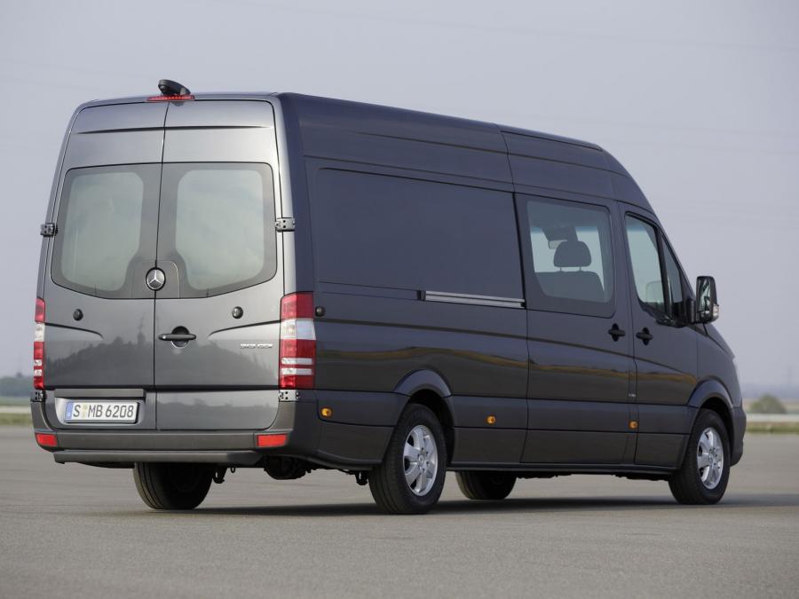  Mercedes-Benz Sprinter LWB High Roof Van 2013 года  (фото 6 из 7)